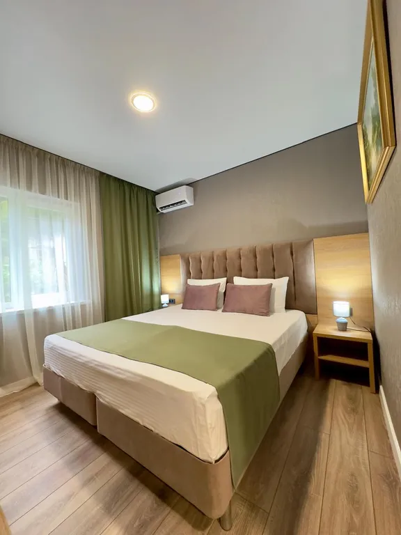 Квартира Улучшенный номер с двуспальной кроватью — аренда посуточно в Гагра