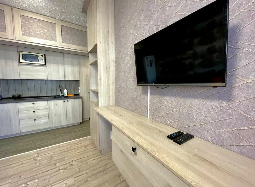 Уютная новая евродвушка с ремонтом и мебелью