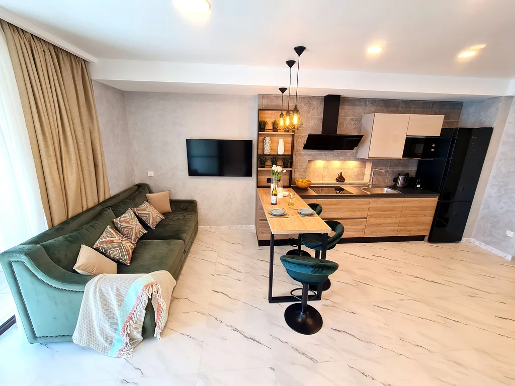 Супер-видовая квартира в Ливадии на берегу моря