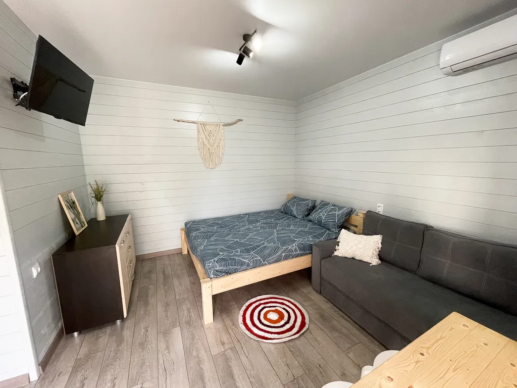 Студия с собственной террасой и кухней