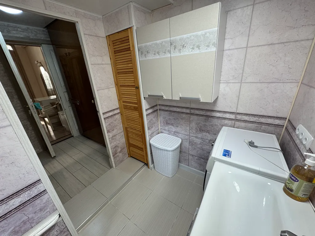 Коттедж Трёхкомнатный дом со своей территорией и автопарковкой, рядом море — Геленджик