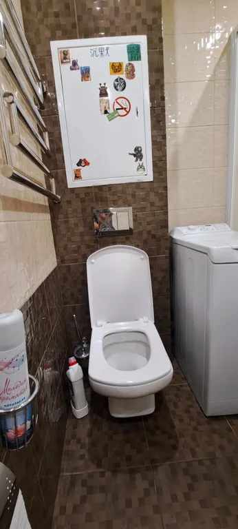 Уютная трехкомнатная квартира с обеденной зоной и двумя спальнями