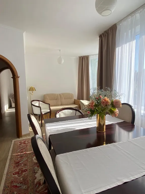 Двухуровневая квартира в центре — аренда посуточно в Светлогорск