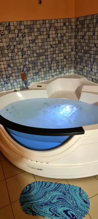 Квартира с большой джакузи