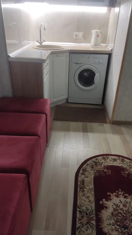 Около Нарзанной галереи и санатория Луч