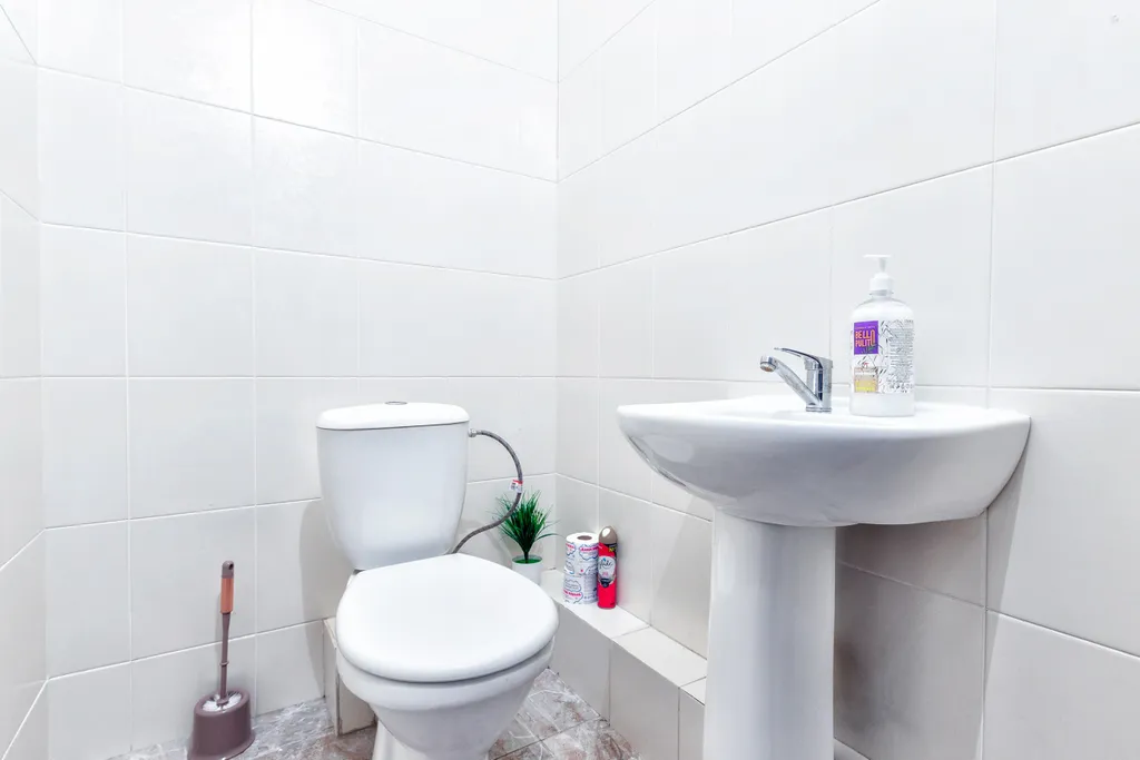 Уютная трехкомнатная квартира с тремя двухспальными кроватями на Экспо