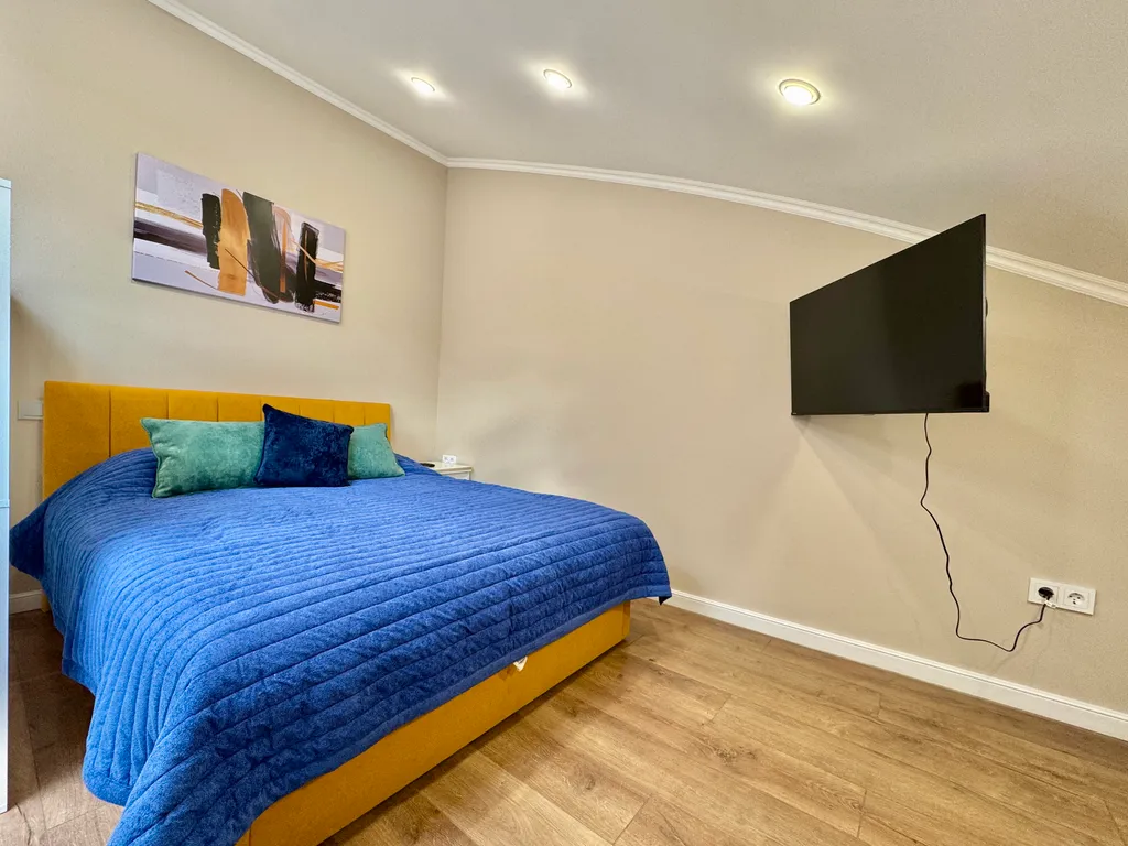 Квартира Апартамент с балконом в центре Ялты — аренда посуточно в Ялта