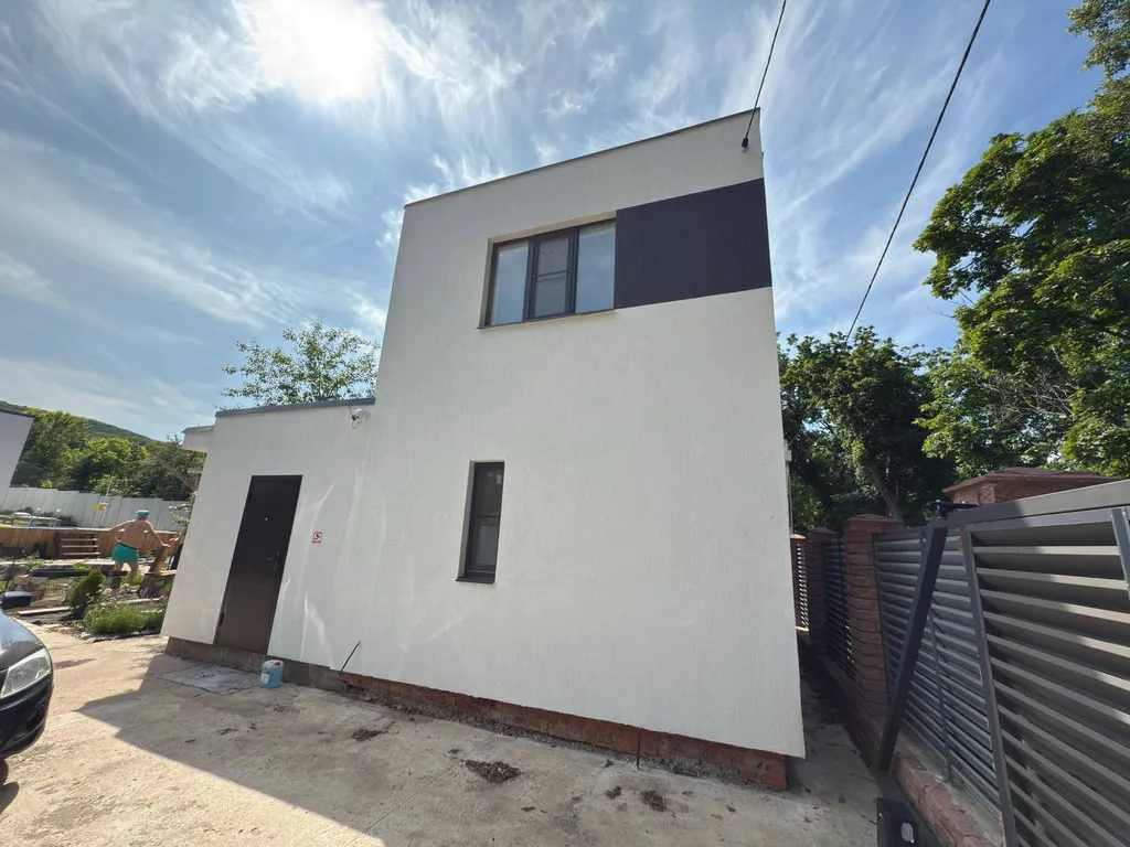 Уютный дом на берегу Волги