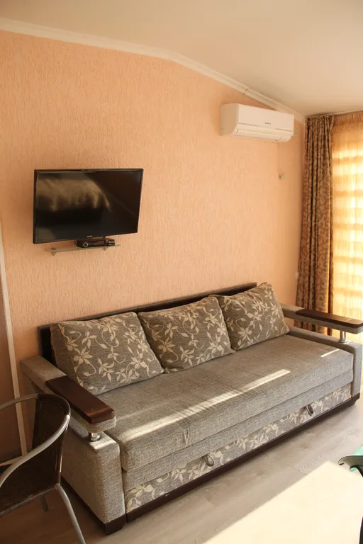 Четырехместный номер с видом на горы