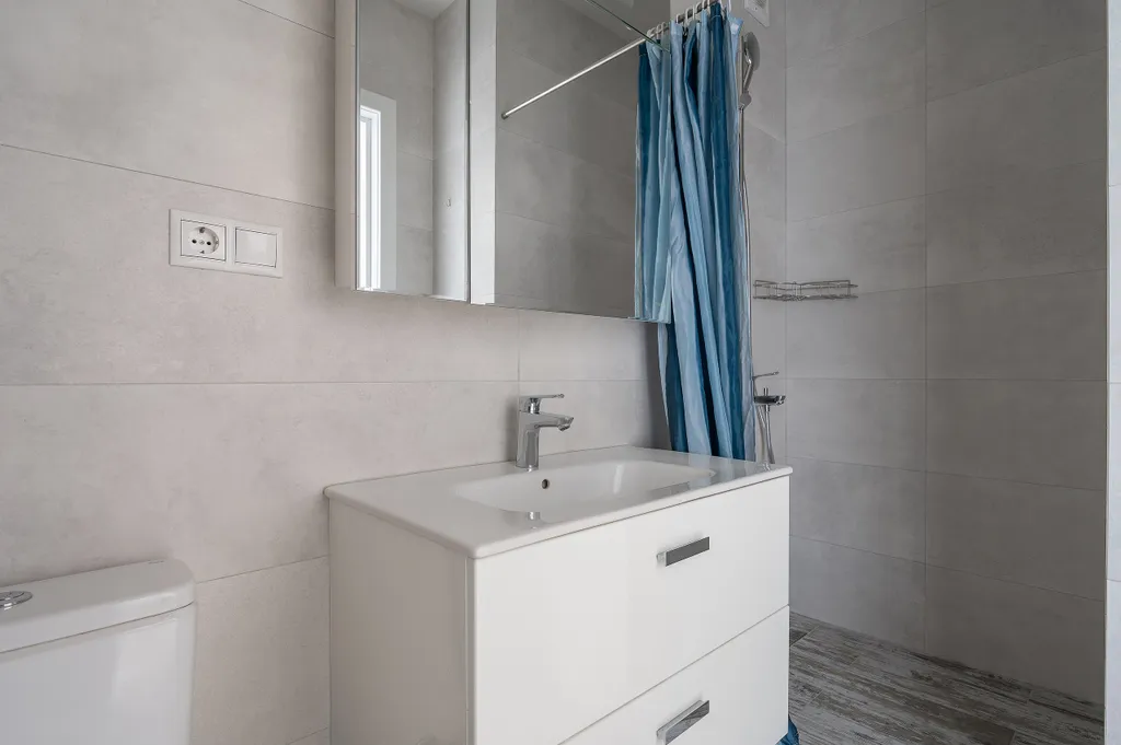 Просторная квартира Real Apartments