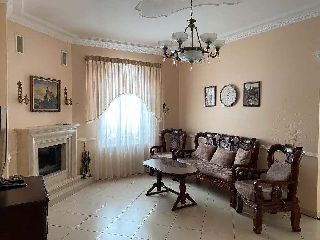 Особняк у моря с баней и бильярдом