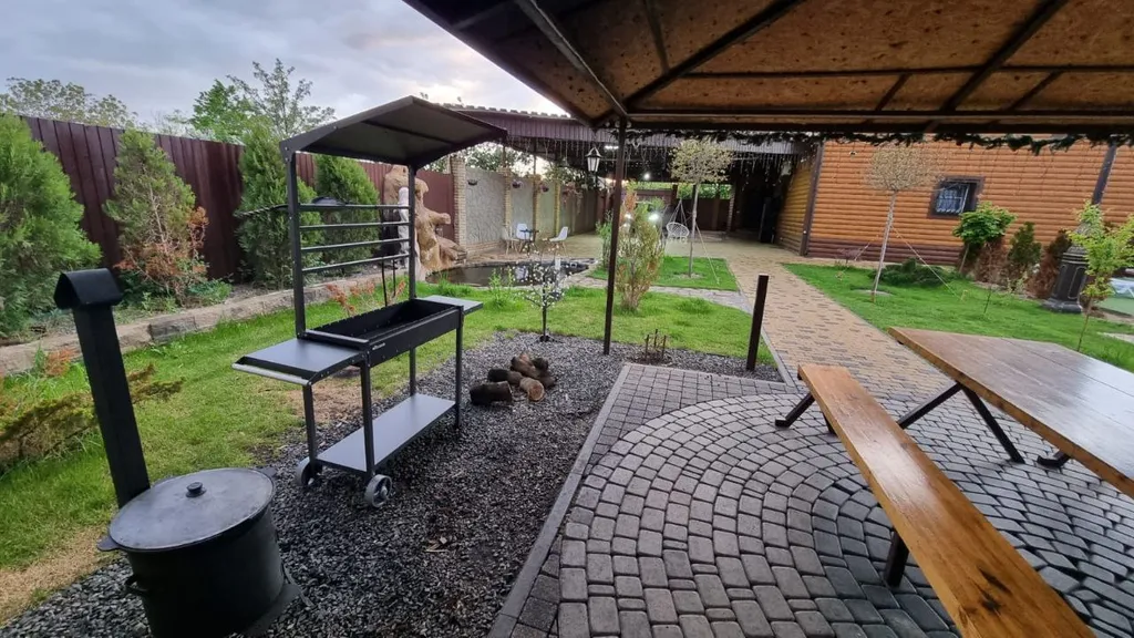 Дом посуточно с бассейном