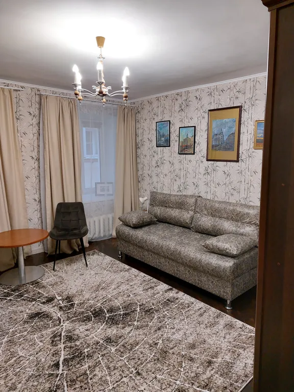 Квартира на набережной в центре у моста