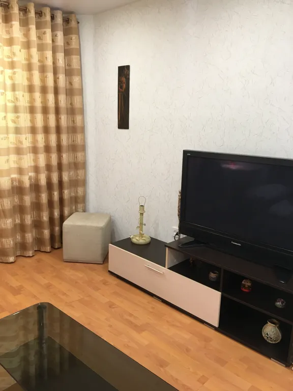 Квартира Квартира в центре Академгородка — Новосибирск