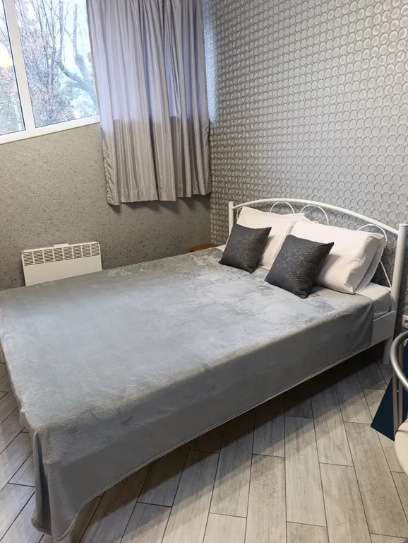 Уютная квартира рядом с Ливадийским дворцом