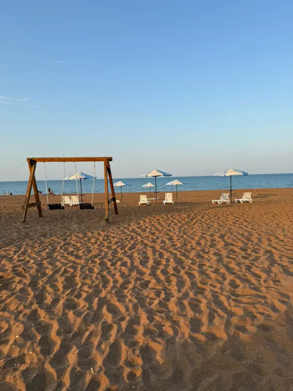 Уютный дом на берегу Каспийского моря