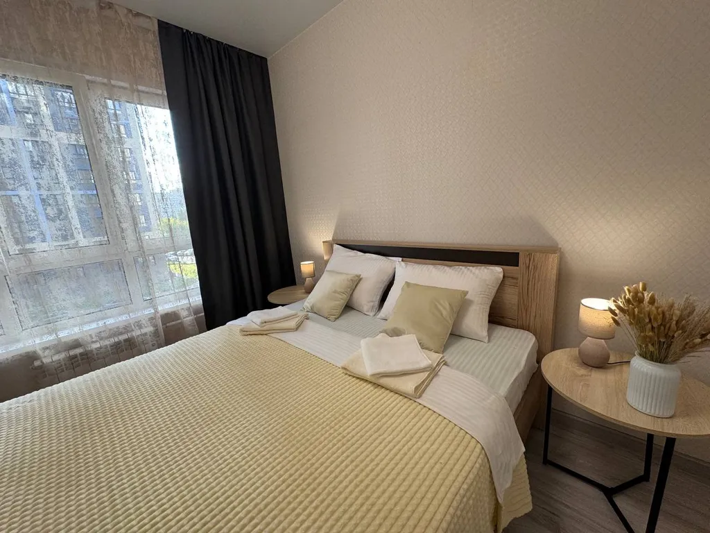 Новая двухкомнатная квартира около ГЦС Кузбасс — аренда посуточно в Кемерово