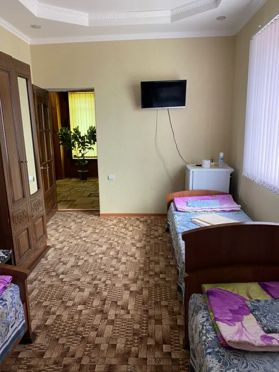 Коттедж Уютный жилой дом на берегу Азовского моря — Кучугуры