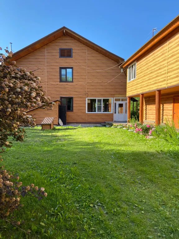 Уютный коттедж с камином