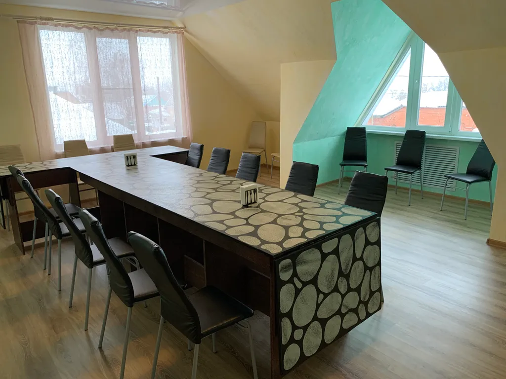 Просторный дом с баней и бассейном