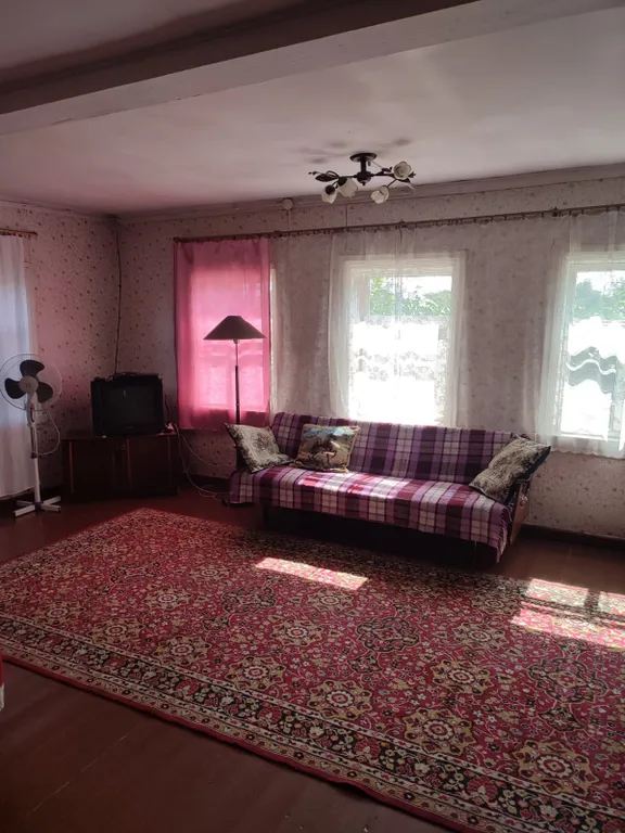 Самобытный деревенский дом на участке 42 сотки