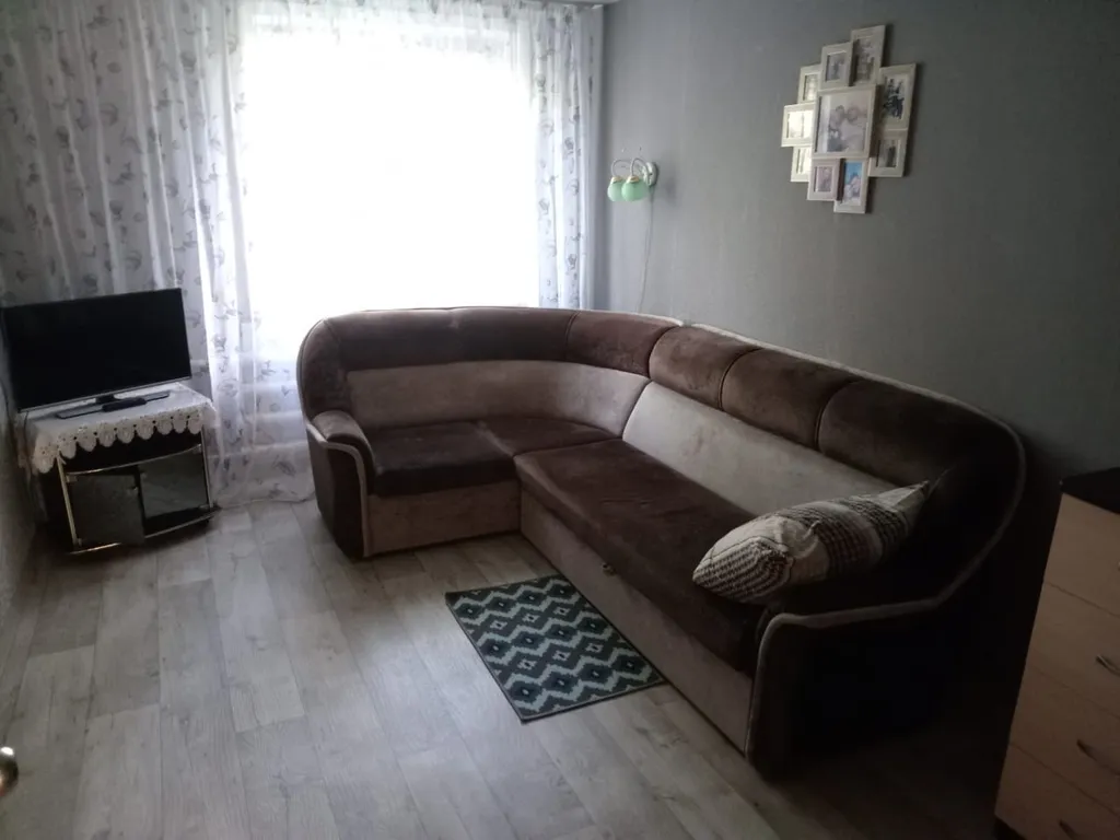 Комната в квартире с хозяйкой