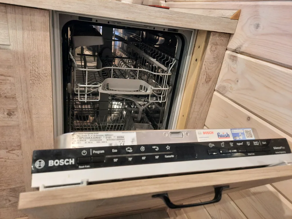 Уютный дом с дровяной баней и камином у Петергофа.