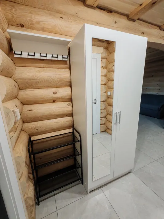 Загородный дом с видом на озеро