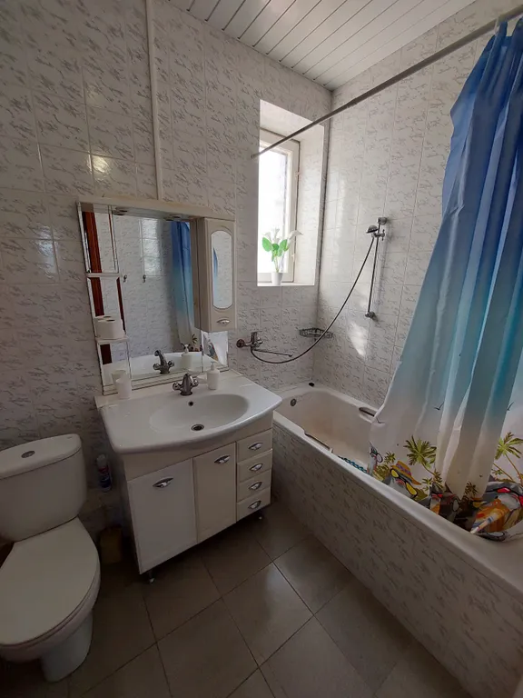 Коттедж Большой дом в центре города — Геленджик