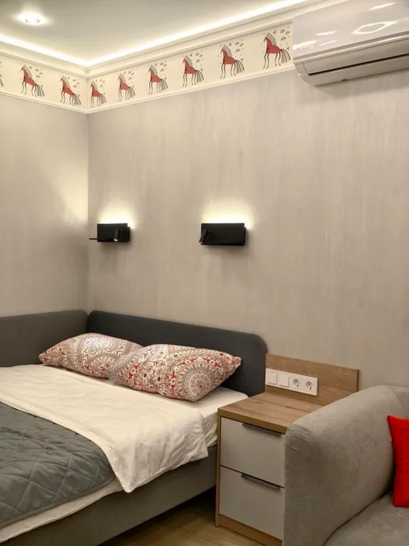 Уютная квартира c новым рeмонтoм в самом центре города