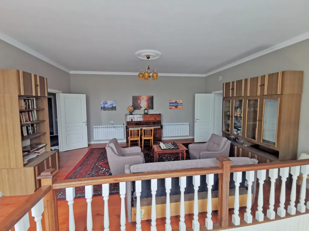 Апартаменты с видом на горы, фруктовый сад и уютная беседка