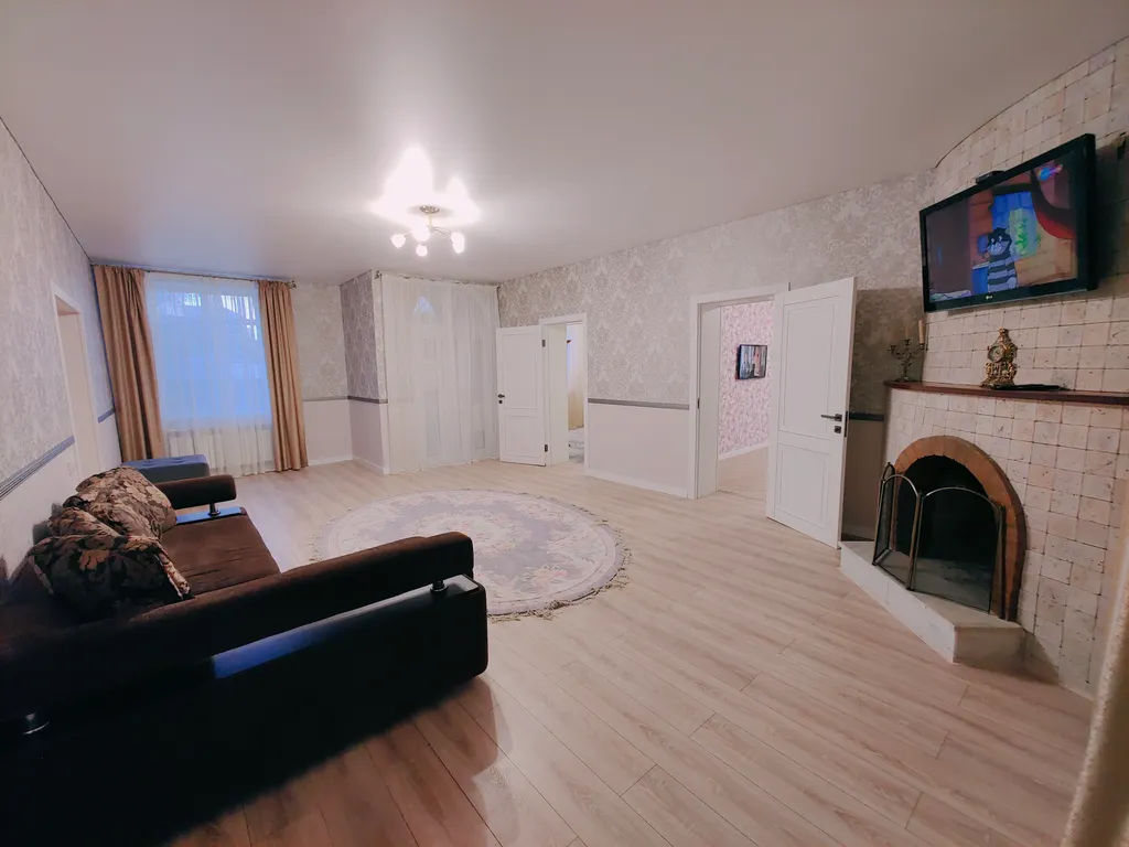 Коттедж Уютный дом с бассейном — Анапа