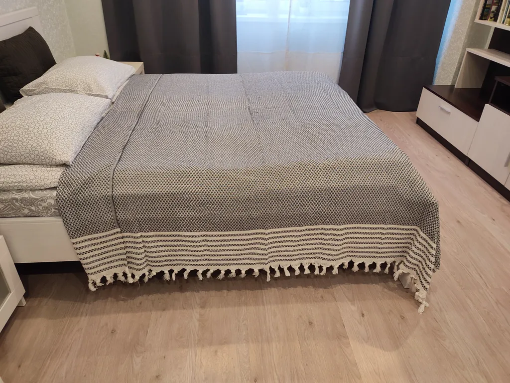 Апартамент в новом доме с закрытой парковкой до центра 15 мин