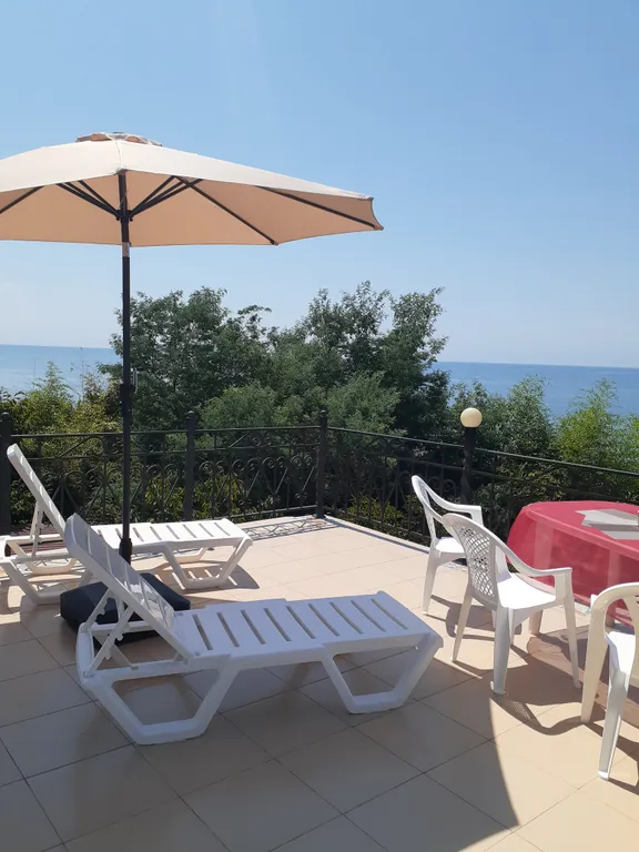 Коттедж Дом на море с уникальным интерьером — Зубова Щель