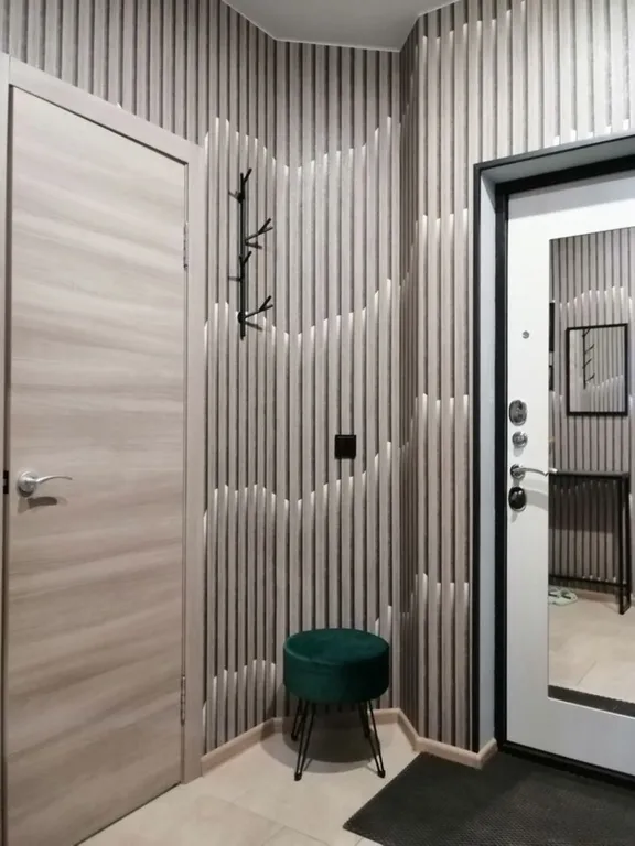 Чистaя cветлая пpоcторная студия cо свежим pемонтом