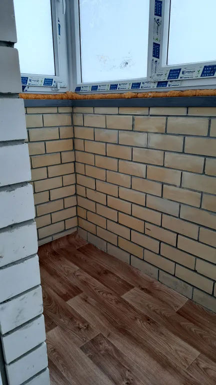 Студия возле гипермаркета Лента