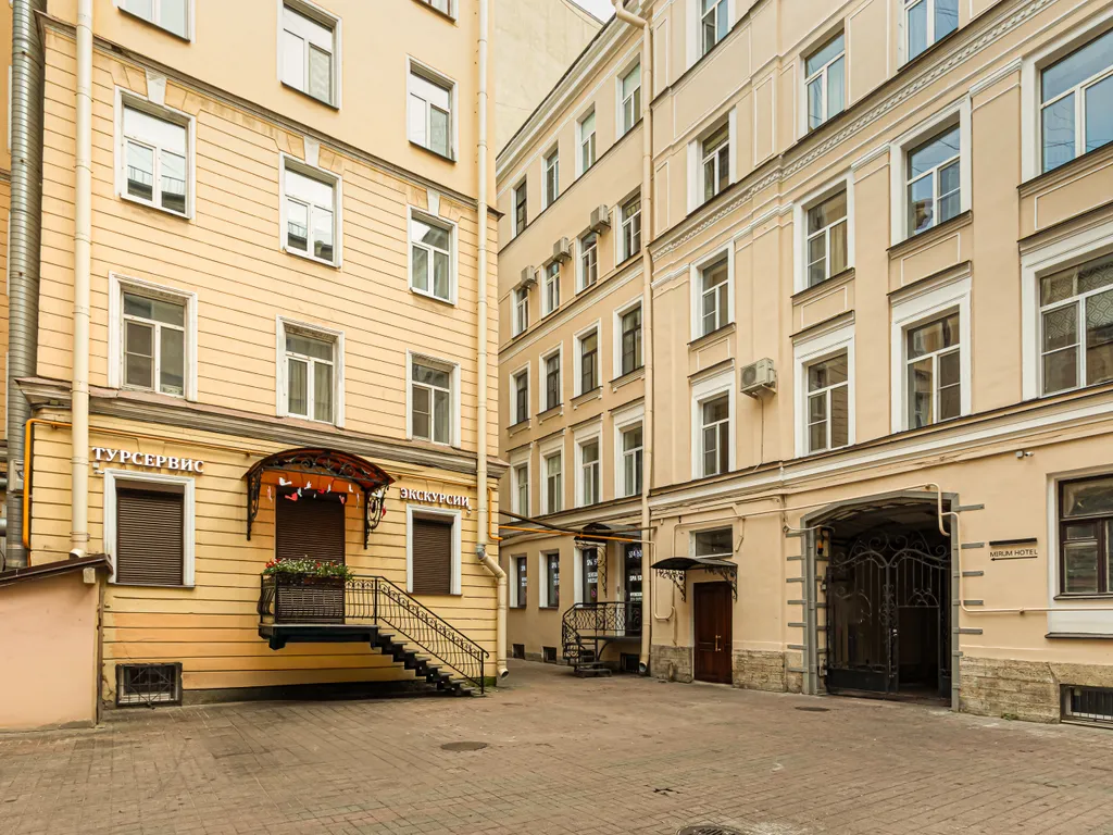 Квартира Стильная квартира в самом центре на Невском пр. — Санкт-Петербург