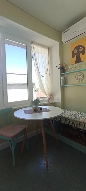 Комната возле моря