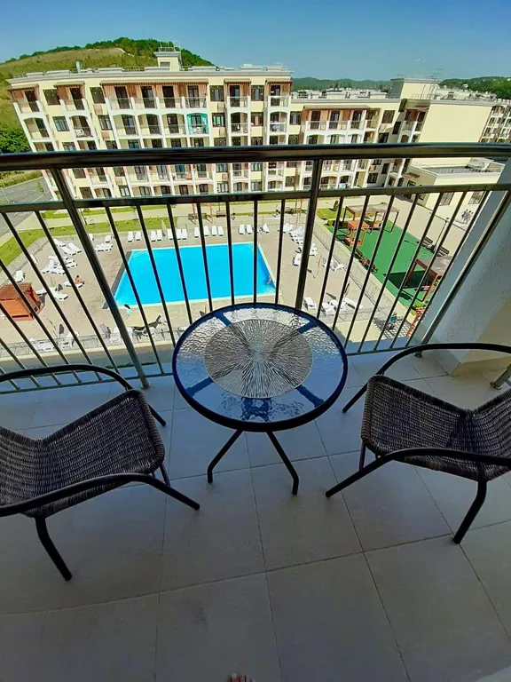 Уютная квартира с видом на горы и бассейн — аренда посуточно в Сукко