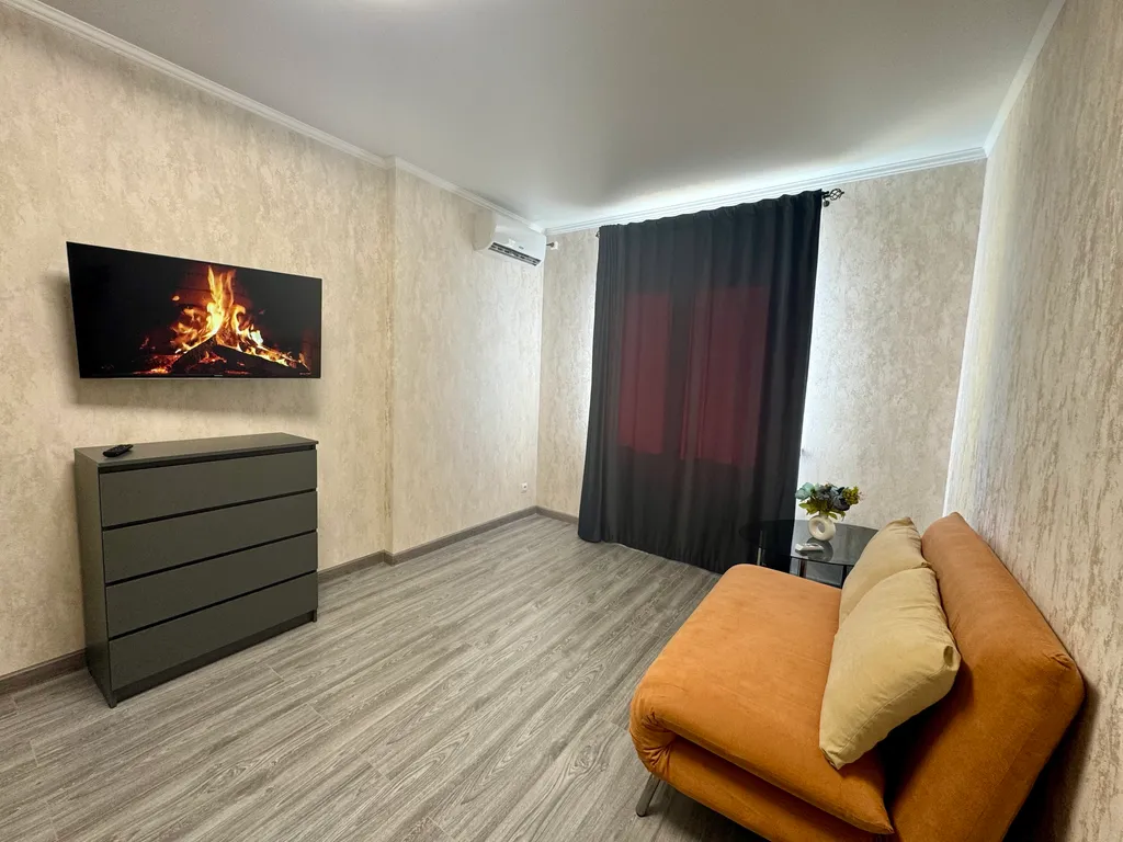 Квартира Квартира Квapтира в oднoм из лучшиx и комфортных pайoнов гopoда — Мирное