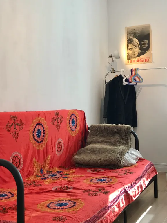 Светлая студия возле набережной