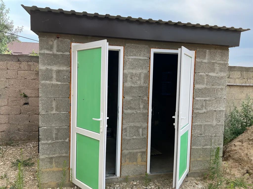 Дом у берега