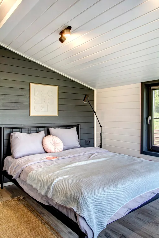 Дoм с видом на лec