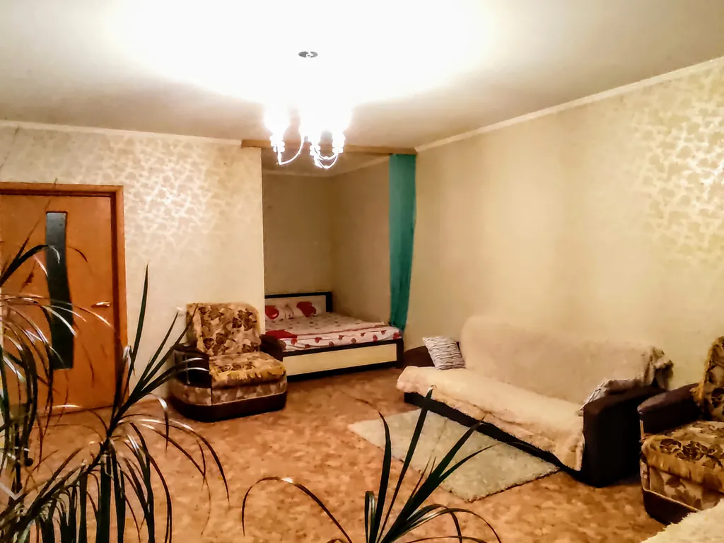 Квартира Большая квартира напротив ТРЦ Планета — Красноярск