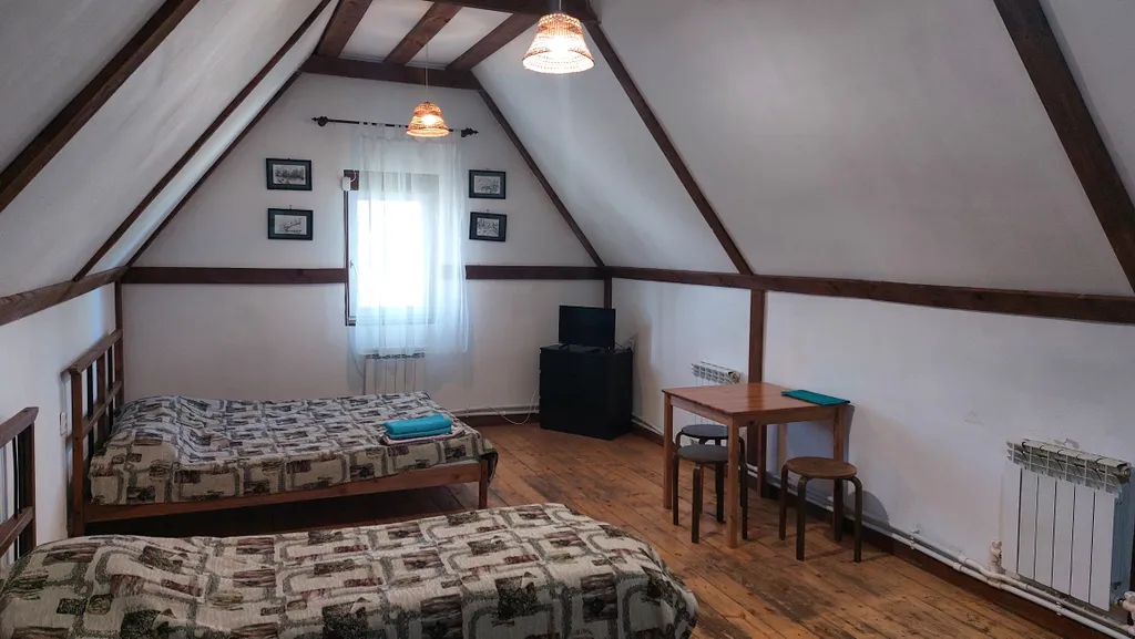 Дом на набережной в центре города