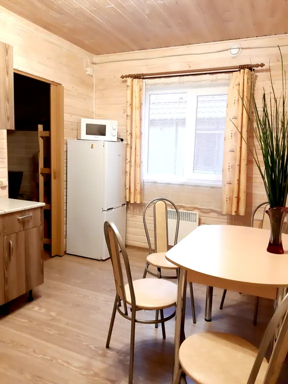 Коттедж 2-комнатный Дом — Песочный