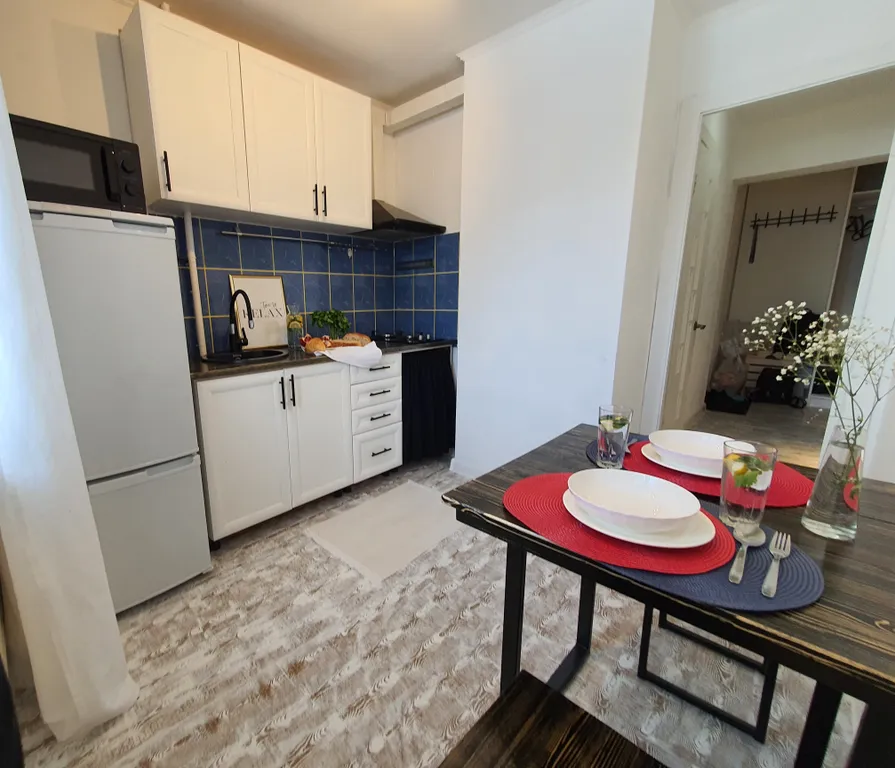 Квартира с большой кроватью и оплаченными домашними кинотеатрами