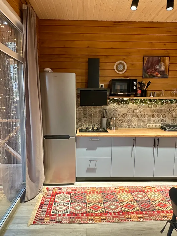 Новый круглогодичный коттедж из бруса на берегу Катуни