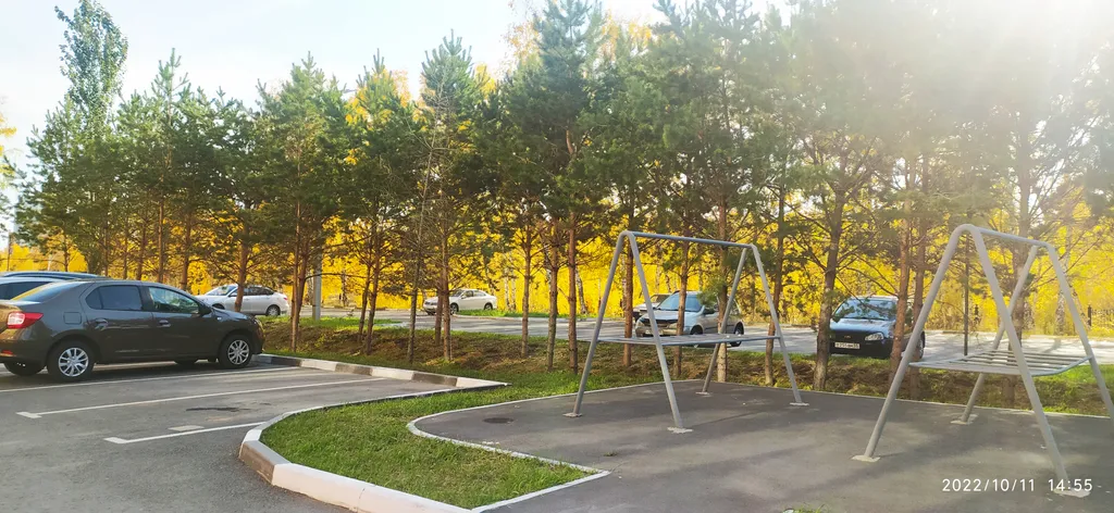 Уютная новая квартира с видом на парк — аренда посуточно в Омск