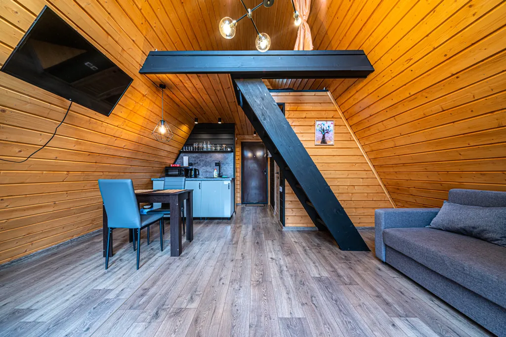 Коттедж Коттедж A-frame на участке 20 соток — Светлое